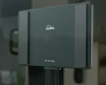 Peplink Slim 40G Antenna 4xLTE/5G, 1xGPS, Right-Angle SMA, Black, 1 ft / 30cm - Window mount